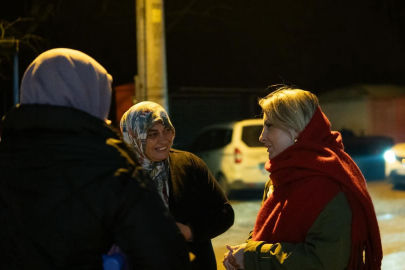 Berna İl Başkan Bayırköy'de tatlı ikram etti