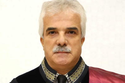 Bursa  hafızasını kaybetti: Sanat Tarihçisi Doğan Yavaş vefat etti