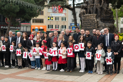 Chp Orhangazi Cumhuriyet Meydanında özel tören düzenledi.
