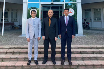 Bursa ve Orhangazi Cumhuriyet Başsavcıları Orhangazi Kaymakamı Zafer Karamehmetoğlu'nu ziyaret etti.