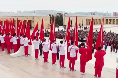Anıtkabir’de 19 Mayıs töreni... Gençler Anıtkabir'de