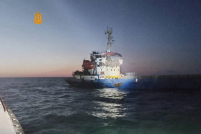 Karadeniz'de Türk gemisi vuruldu.